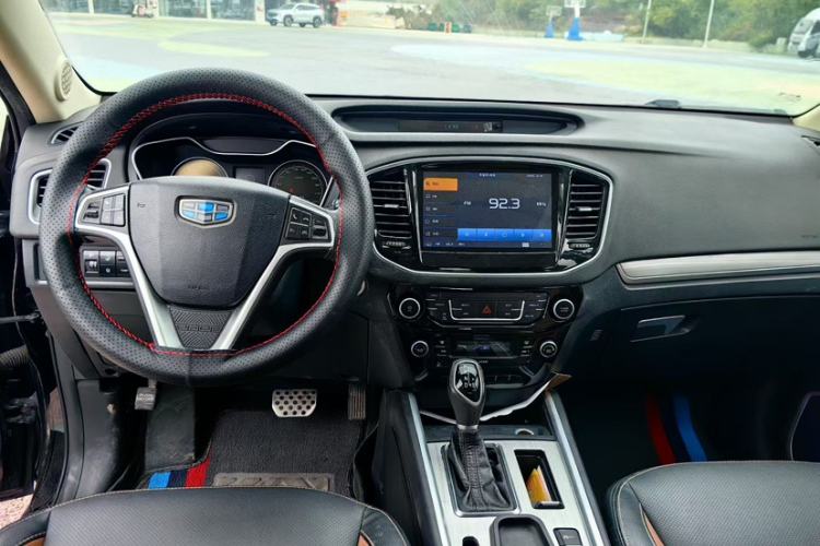 Used Geely Auto Vision X6 2016 1.3T CVT Luxury Model Interior 1