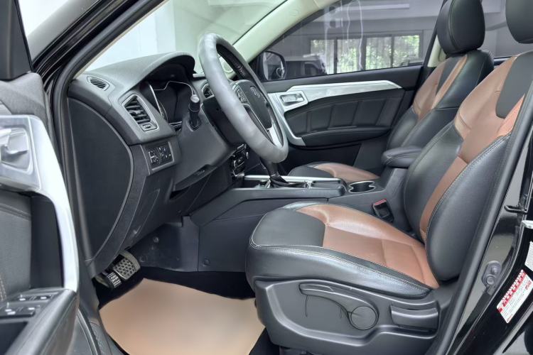 Used Geely Auto Vision X6 2016 1.3T CVT Luxury Model Interior 3