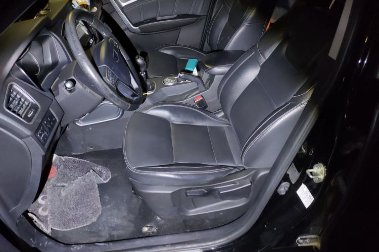 Used Geely Auto Vision X6 2016 1.8L Manual Luxury Model Left Front Seat