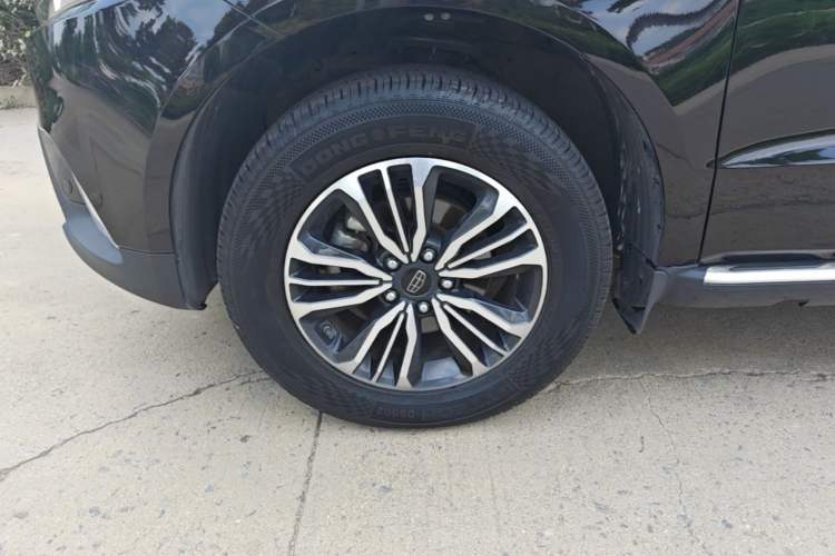 Used Geely Auto Vision X6 2016 1.3T CVT Flagship Model Left Front Wheel Hub