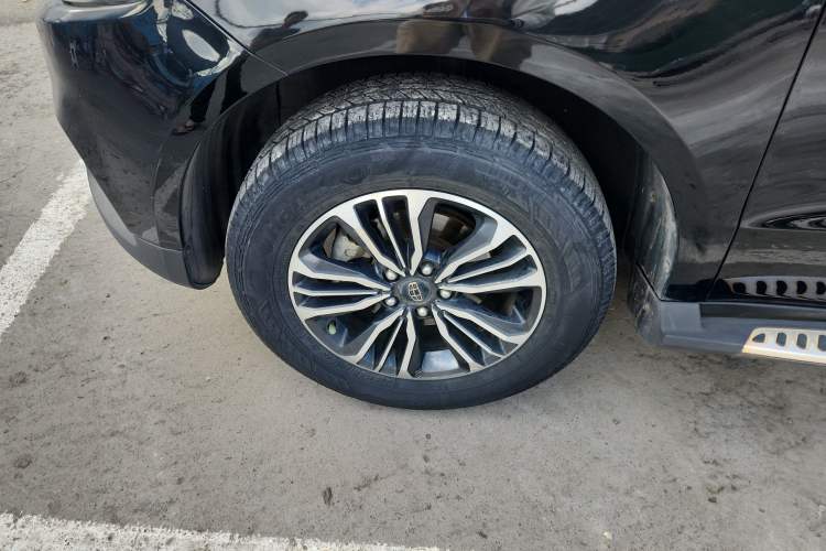 Used Geely Auto Vision X6 2016 1.8L Manual Luxury Model Left Front Wheel Hub