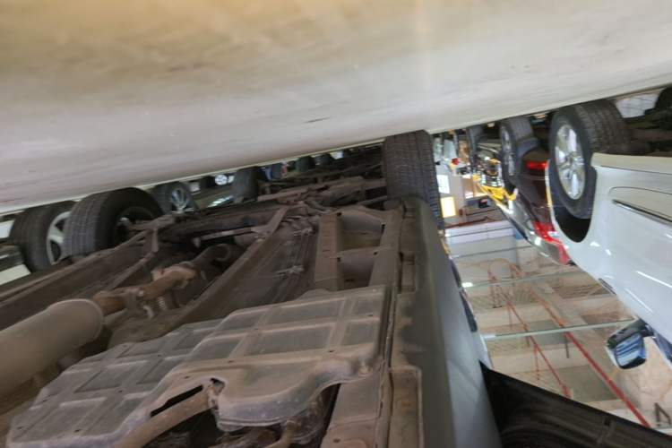 Used Geely Auto Vision X6 2016 1.3T CVT Flagship Model Left Side Sill