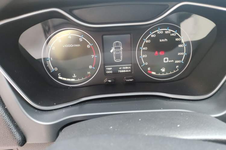 Used Geely Auto Vision X6 2016 1.8L Manual Luxury Model Odometer Close Up