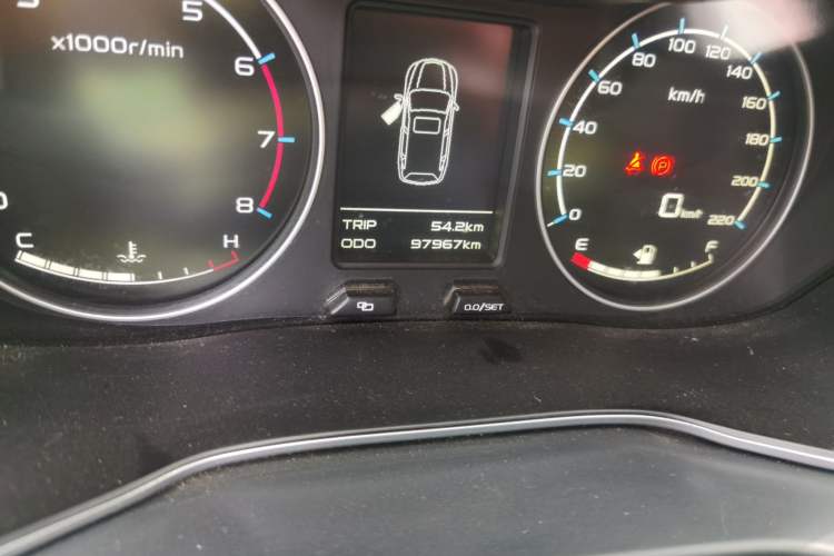 Used Geely Auto Vision X6 2016 1.8L Manual Luxury Model Odometer Close Up