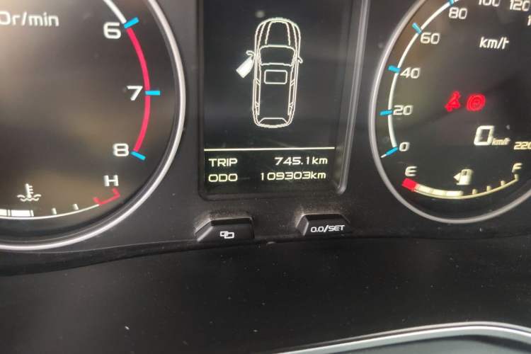 Used Geely Auto Vision X6 2016 1.8L Manual Luxury Model Odometer Close Up