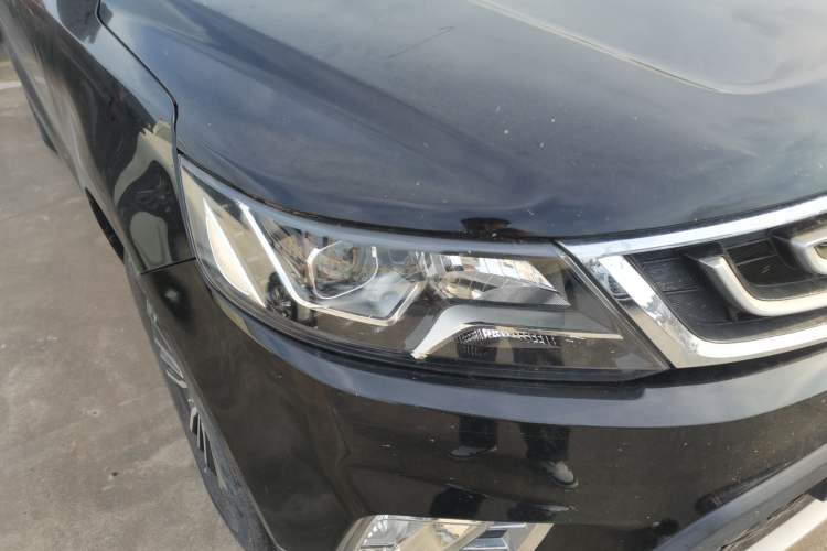 Used Geely Auto Vision X6 2016 1.8L Manual Luxury Model Right Front Headlight