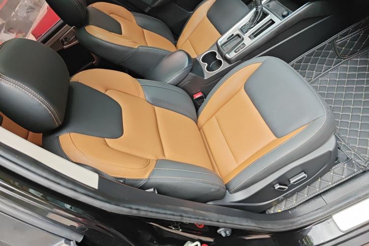 Used Geely Auto Vision X6 2016 1.3T CVT Flagship Model Right Front Seat