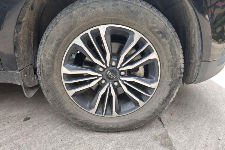 Used Geely Auto Vision X6 2016 1.3T CVT Flagship Model Right Front Wheel Hub
