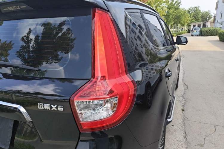 Used Geely Auto Vision X6 2016 1.3T CVT Flagship Model Right Rear Taillight