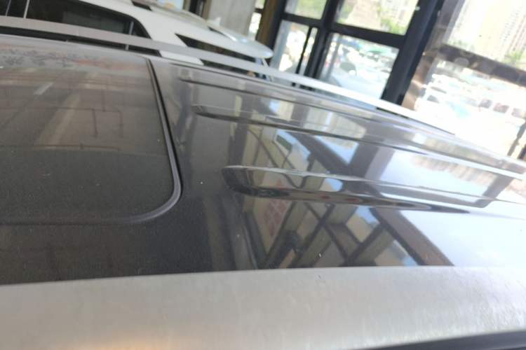 Used Geely Auto Vision X6 2016 1.3T CVT Flagship Model Roof