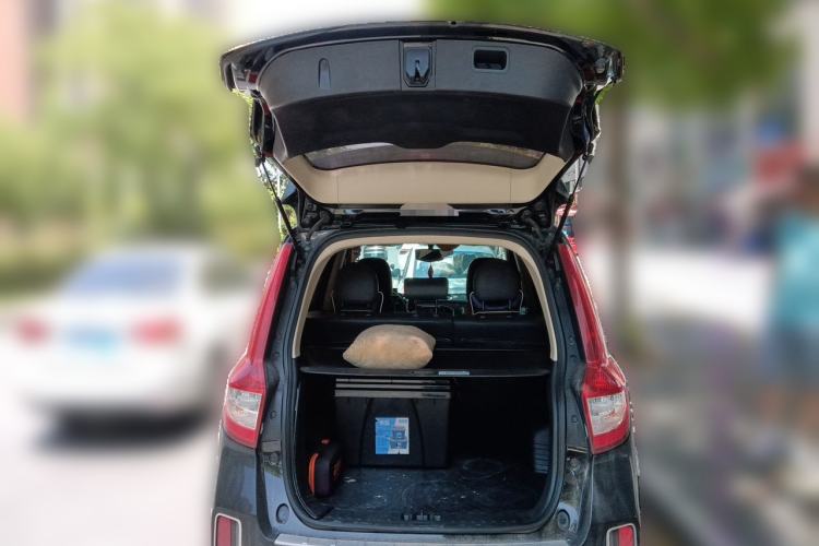 Used Geely Auto Vision X6 2016 1.3T CVT Flagship Model Trunk