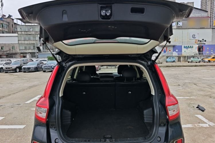 Used Geely Auto Vision X6 2016 1.8L Manual Luxury Model Trunk