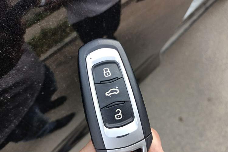 Used Geely Auto Vision X6 2016 1.8L Manual Luxury Model Vehicle Key