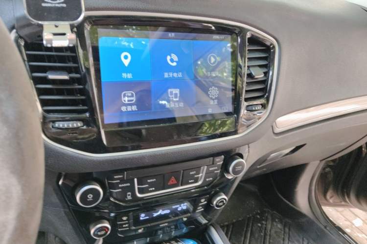 Used Geely Auto Vision X6 2016 1.3T CVT Flagship Model Audio And AC Panel