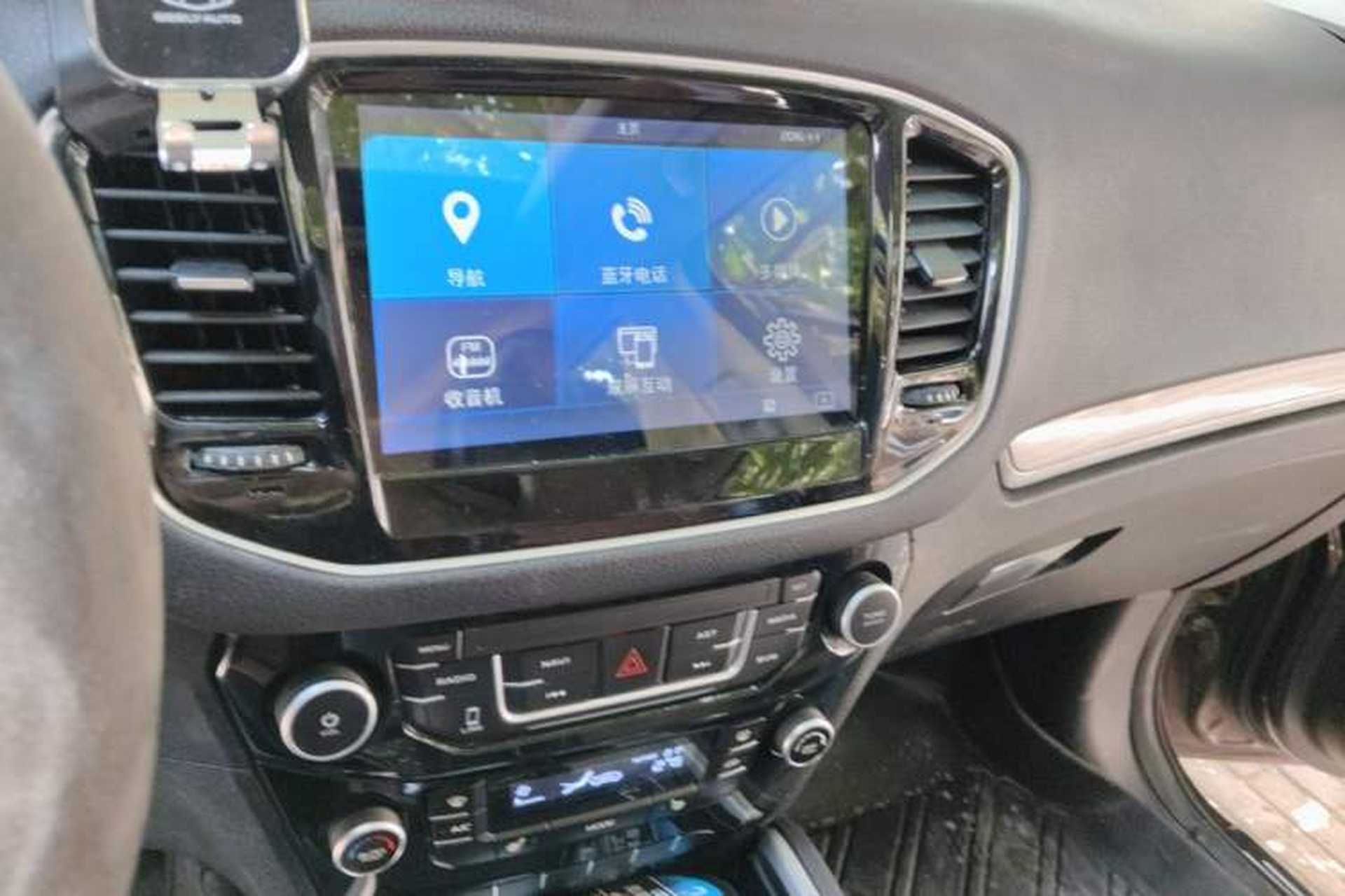 Used Geely Auto Vision X6 2016 1.3T CVT Flagship Model Audio And AC Panel