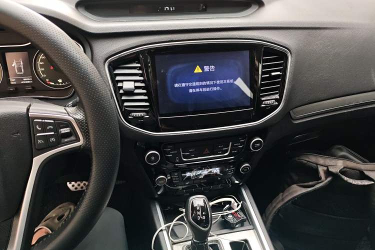 Used Geely Auto Vision X6 2016 1.3T CVT Flagship Model Audio And AC Panel