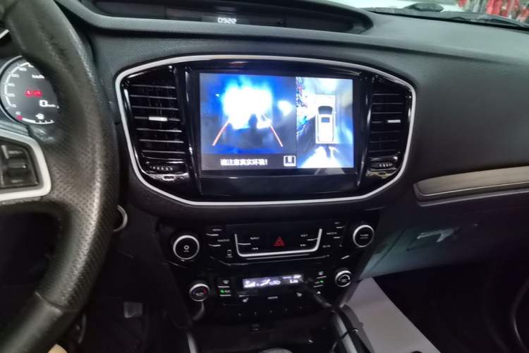 Used Geely Auto Vision X6 2016 1.3T CVT Flagship Model Audio And AC Panel