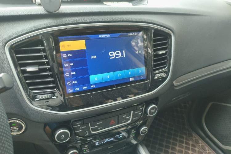 Used Geely Auto Vision X6 2016 1.3T CVT Luxury Model Audio And AC Panel