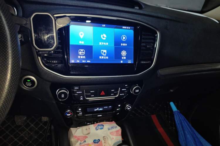 Used Geely Auto Vision X6 2016 1.8L Manual Luxury Model Audio And AC Panel