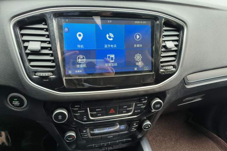 Used Geely Auto Vision X6 2016 1.8L Manual Luxury Model Audio And AC Panel