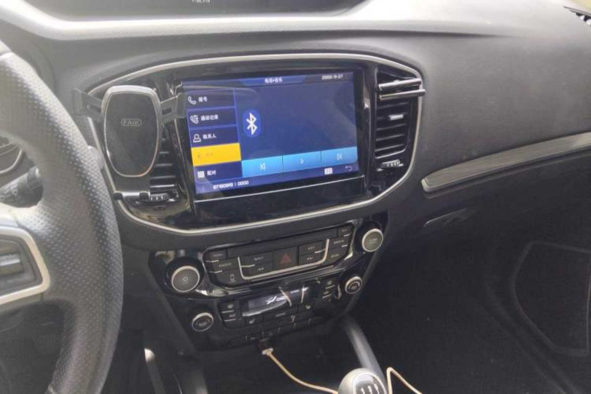 Used Geely Auto Vision X6 2016 1.8L Manual Luxury Model Audio And AC Panel