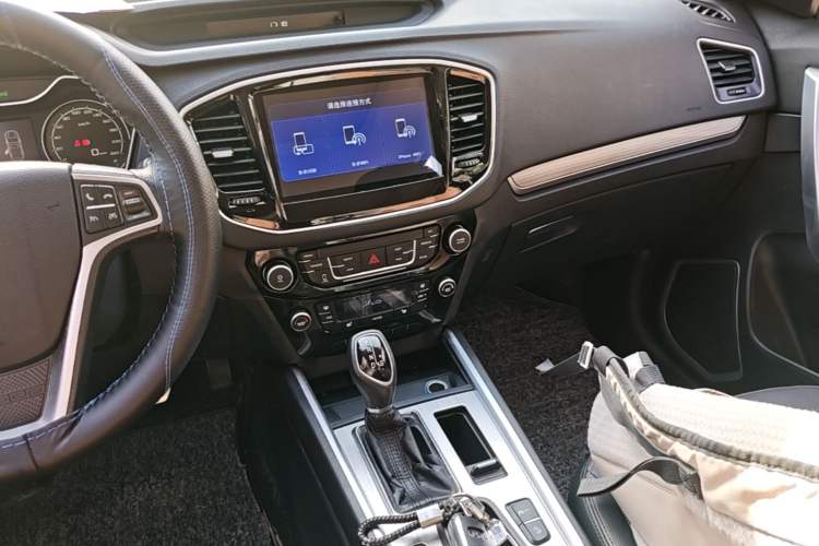 Used Geely Auto Vision X6 2016 1.3T CVT Flagship Model Audio And AC Panel