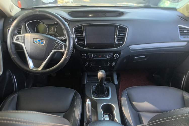 Used Geely Auto Vision X6 2016 1.8L Manual Luxury Model Center Console
