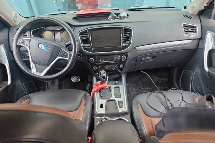 Used Geely Auto Vision X6 2016 1.3T CVT Flagship Model Center Console
