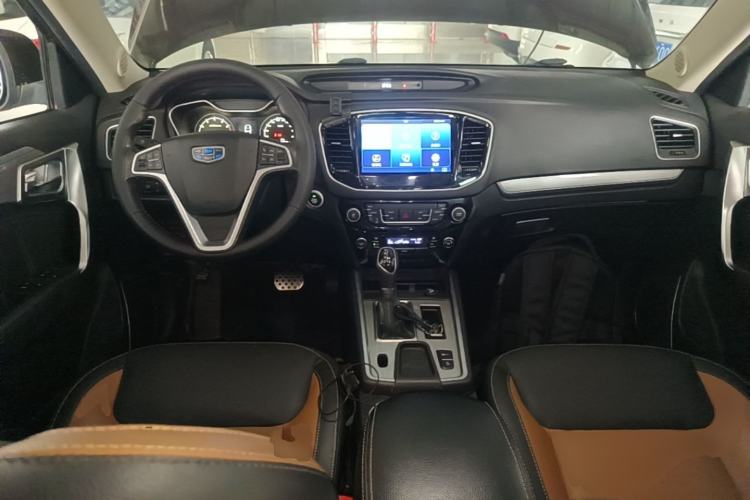 Used Geely Auto Vision X6 2016 1.3T CVT Luxury Model Center Console