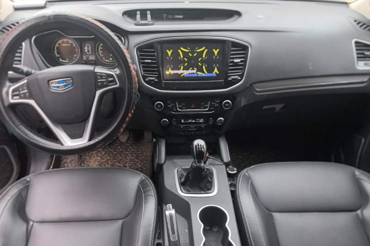 Used Geely Auto Vision X6 2016 1.8L Manual Luxury Model Center Console