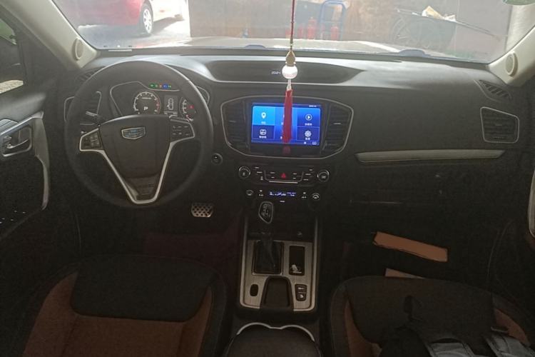 Used Geely Auto Vision X6 2016 1.3T CVT Luxury Model Center Console