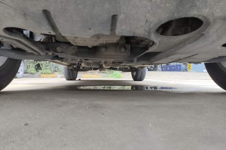 Used Geely Auto Vision X6 2016 1.3T CVT Flagship Model Chassis Front