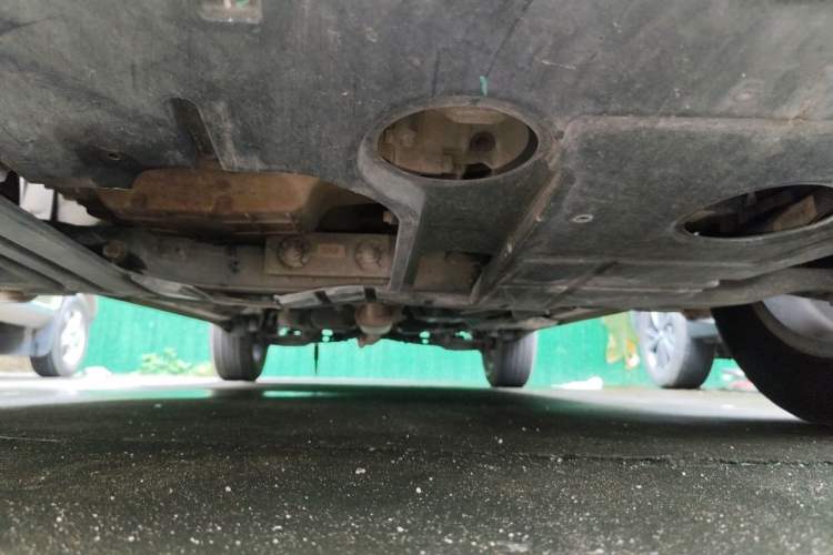 Used Geely Auto Vision X6 2016 1.3T CVT Flagship Model Chassis Front