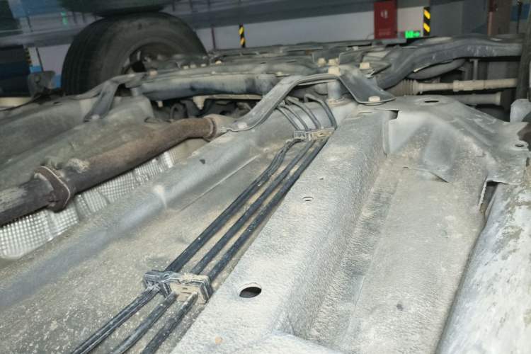 Used Geely Auto Vision X6 2016 1.3T CVT Flagship Model Chassis Front Left
