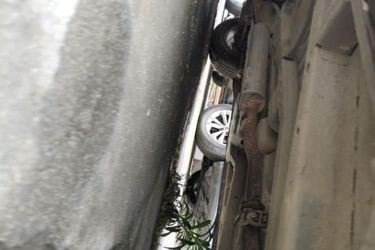Used Geely Auto Vision X6 2016 1.8L Manual Luxury Model Chassis Front Right
