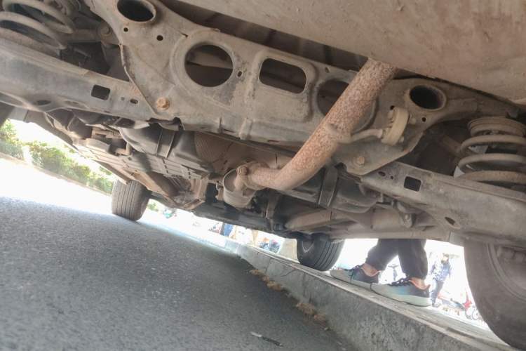 Used Geely Auto Vision X6 2016 1.3T CVT Flagship Model Chassis Rear