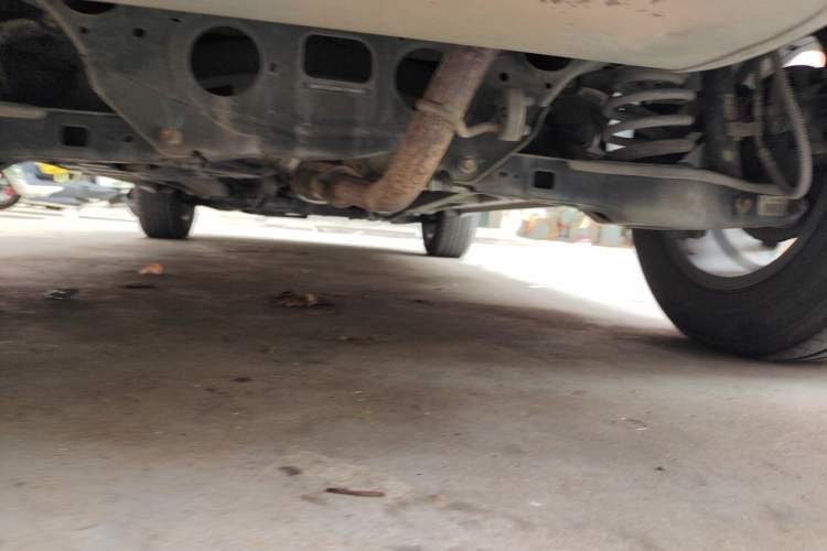 Used Geely Auto Vision X6 2016 1.3T CVT Flagship Model Chassis Rear