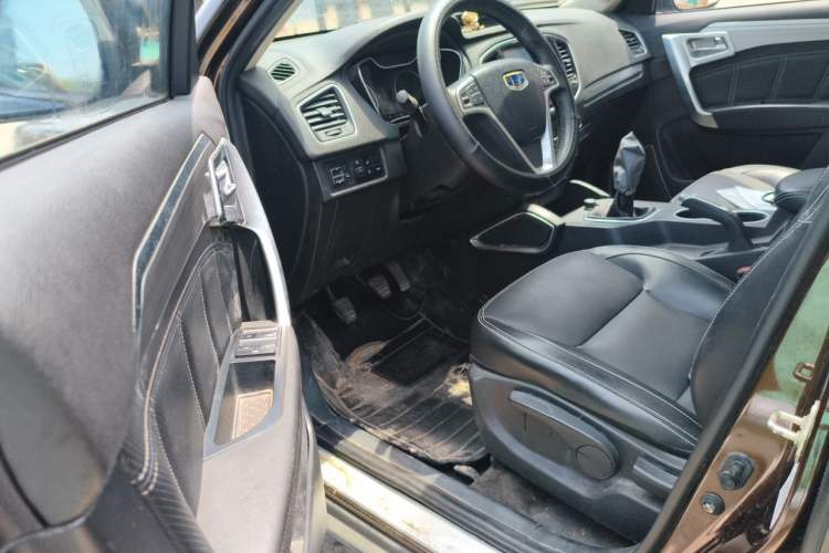 Used Geely Auto Vision X6 2016 1.8L Manual Luxury Model Driver Seat