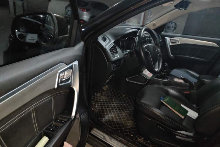 Used Geely Auto Vision X6 2016 1.8L Manual Luxury Model Driver Seat