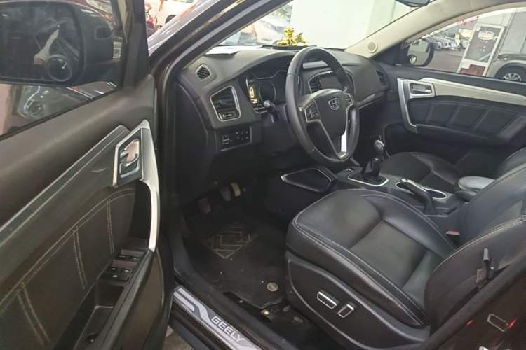 Used Geely Auto Vision X6 2016 1.8L Manual Luxury Model Driver Seat