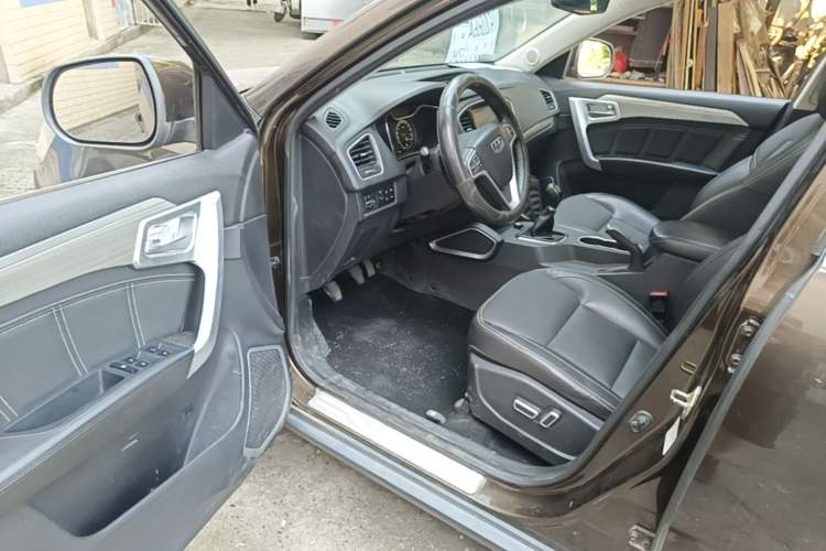 Used Geely Auto Vision X6 2016 1.8L Manual Luxury Model Driver Seat