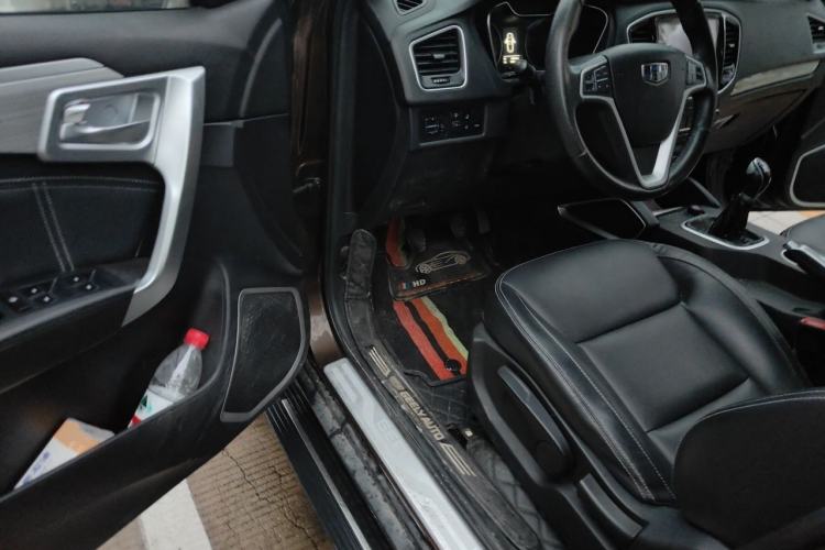 Used Geely Auto Vision X6 2016 1.8L Manual Luxury Model Driver Seat