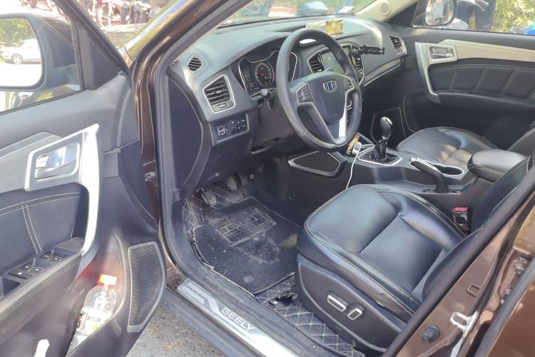 Used Geely Auto Vision X6 2016 1.8L Manual Luxury Model Driver Seat