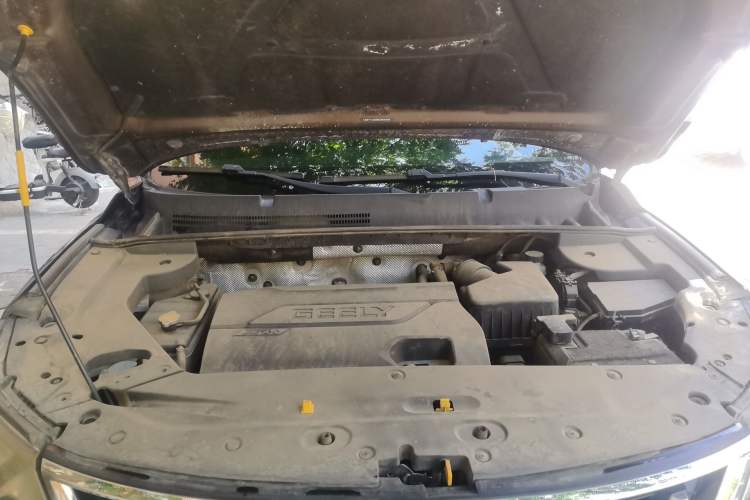 Used Geely Auto Vision X6 2016 1.3T CVT Flagship Model Engine Bay
