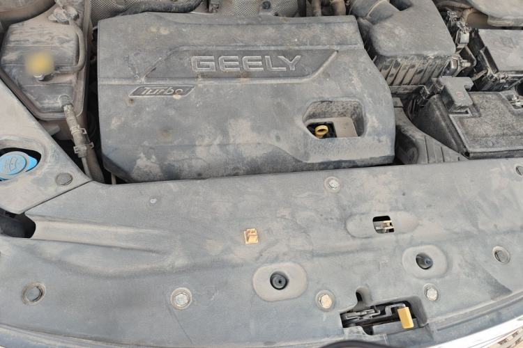 Used Geely Auto Vision X6 2016 1.3T CVT Flagship Model Engine Bay