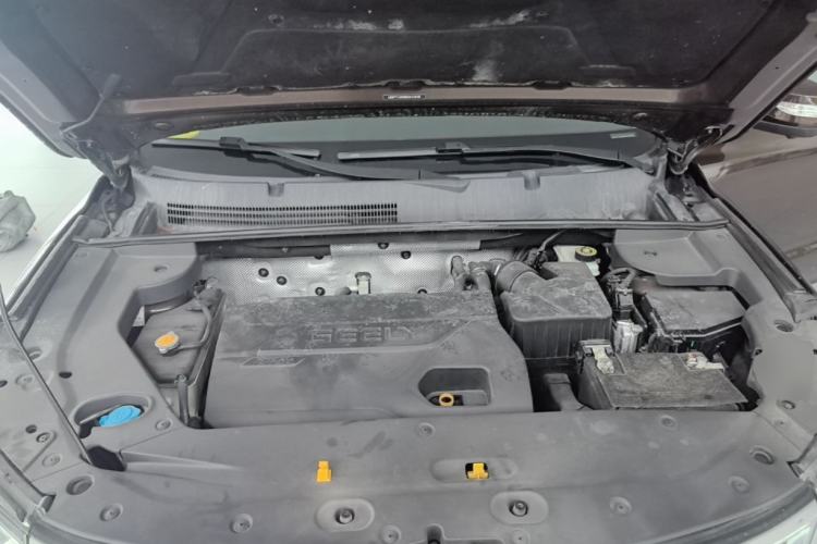 Used Geely Auto Vision X6 2016 1.3T CVT Flagship Model Engine Bay