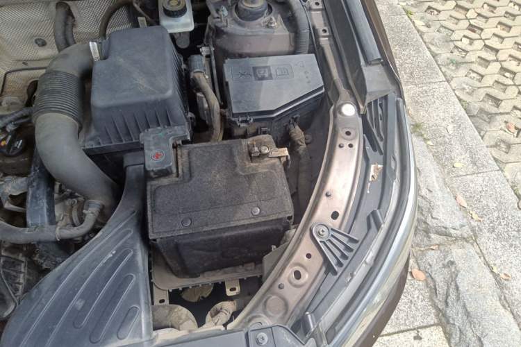 Used Geely Auto Vision X6 2016 1.8L Manual Luxury Model Engine Bay Left