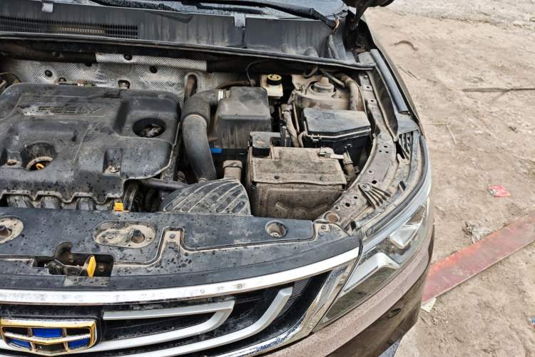 Used Geely Auto Vision X6 2016 1.8L Manual Luxury Model Engine Bay Left