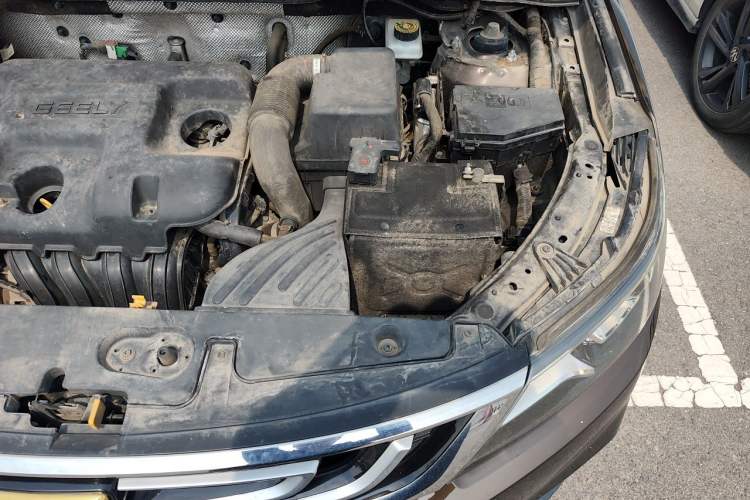 Used Geely Auto Vision X6 2016 1.8L Manual Luxury Model Engine Bay Left