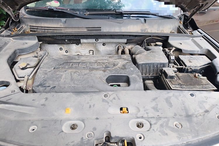 Used Geely Auto Vision X6 2016 1.3T CVT Flagship Model Engine Bay
